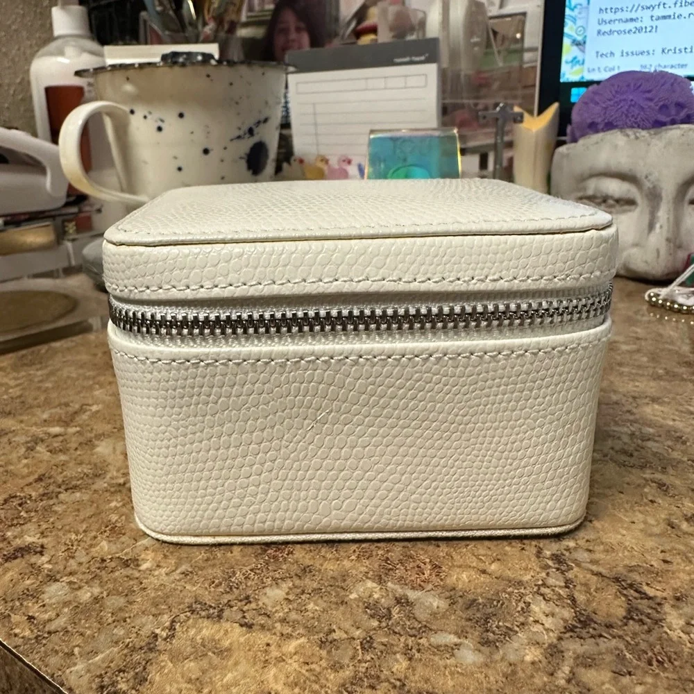 Pottery Barn x Wolf Quinn Jewelry Travel Case